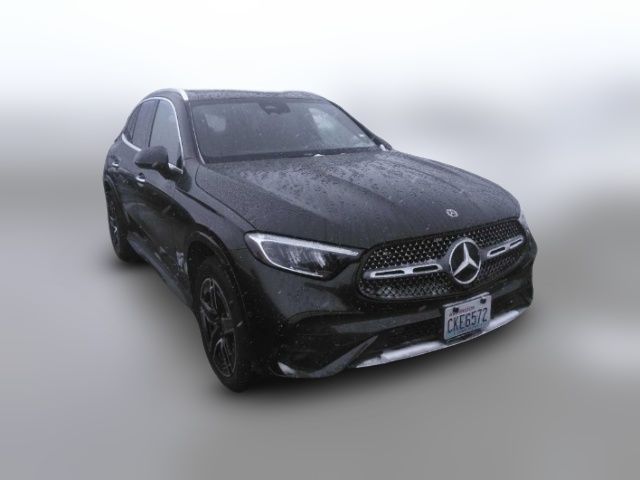 2023 Mercedes-Benz GLC 300