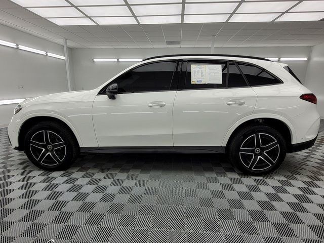 2023 Mercedes-Benz GLC 300