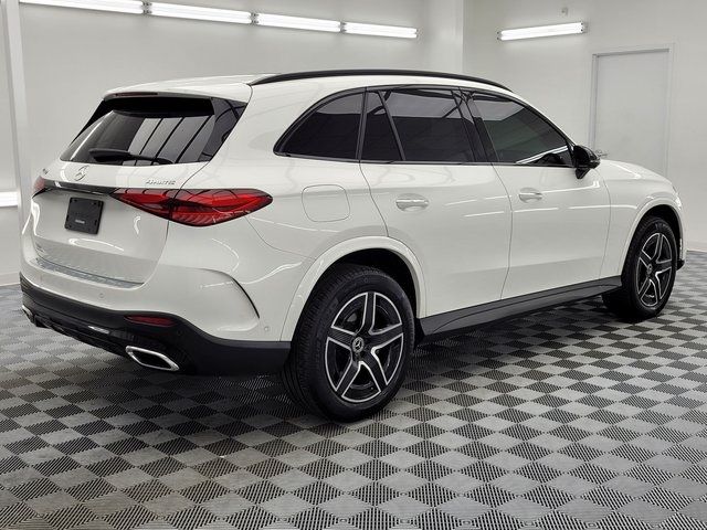 2023 Mercedes-Benz GLC 300