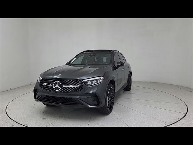 2023 Mercedes-Benz GLC 300