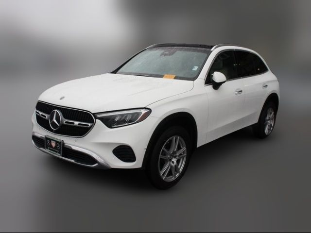 2023 Mercedes-Benz GLC 300