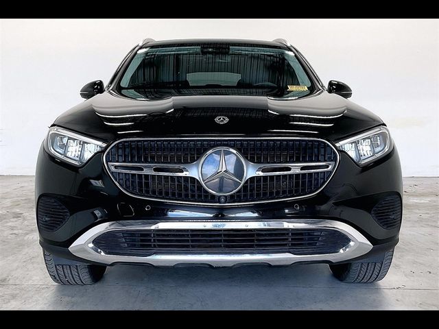 2023 Mercedes-Benz GLC 300