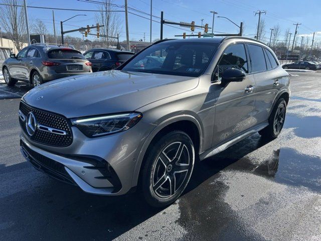 2023 Mercedes-Benz GLC 300