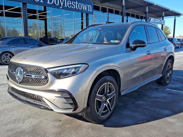 2023 Mercedes-Benz GLC 300