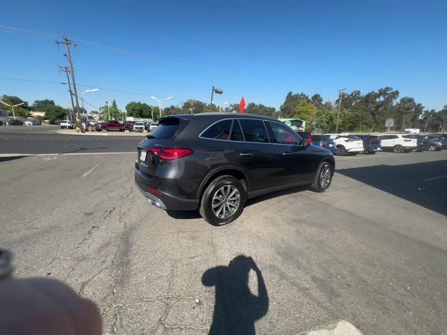 2023 Mercedes-Benz GLC 300