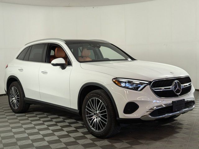 2023 Mercedes-Benz GLC 300