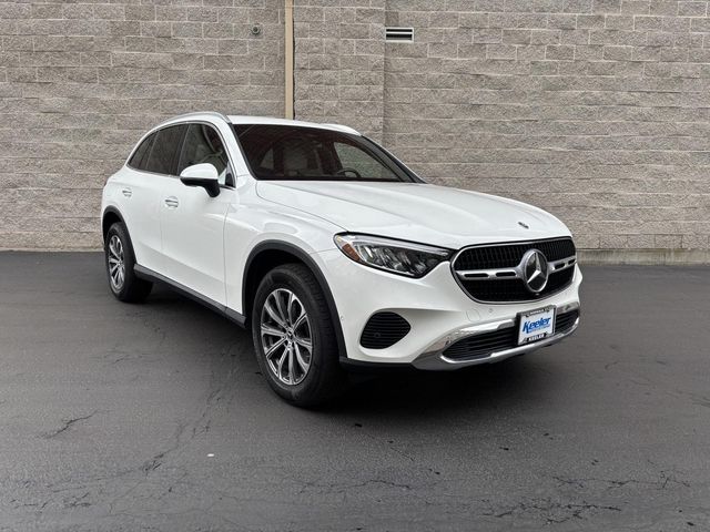 2023 Mercedes-Benz GLC 300