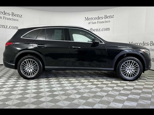 2023 Mercedes-Benz GLC 300