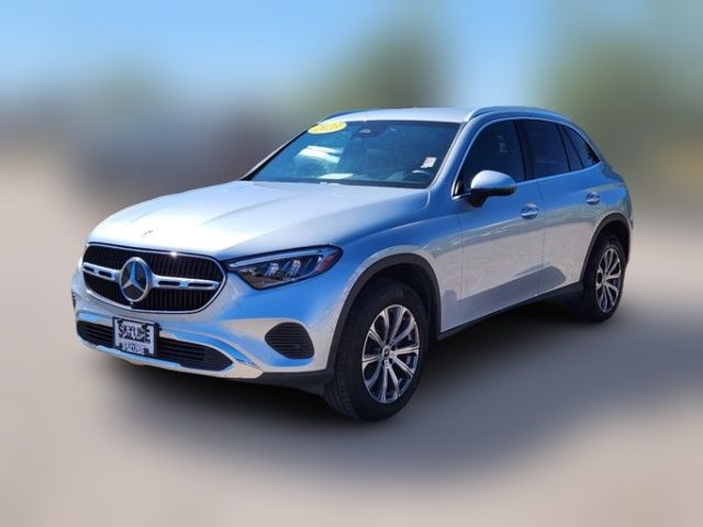 2023 Mercedes-Benz GLC 300