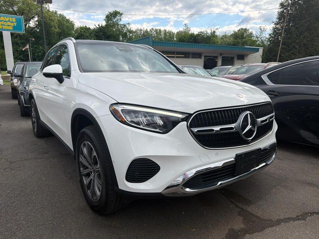 2023 Mercedes-Benz GLC 300