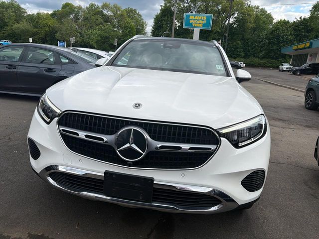 2023 Mercedes-Benz GLC 300