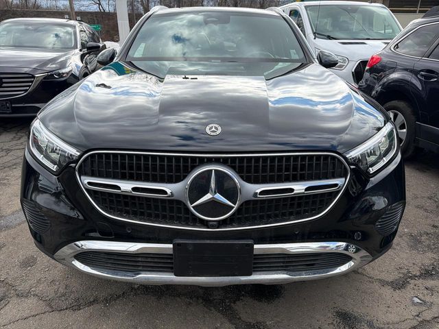 2023 Mercedes-Benz GLC 300