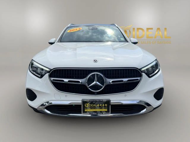 2023 Mercedes-Benz GLC 300