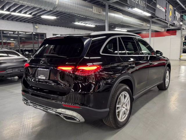 2023 Mercedes-Benz GLC 300