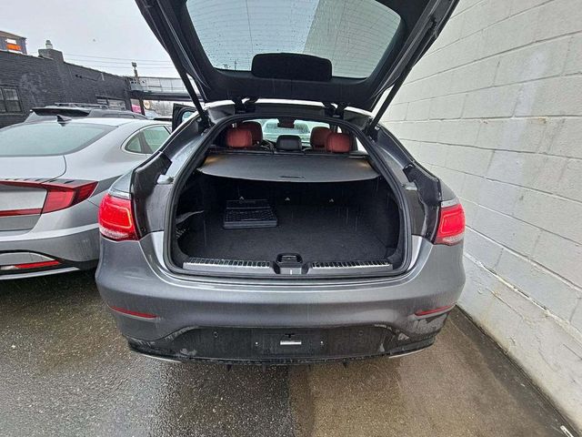 2023 Mercedes-Benz GLC 300