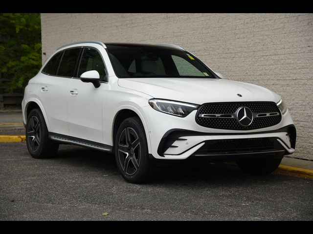 2023 Mercedes-Benz GLC 300