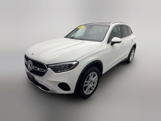 2023 Mercedes-Benz GLC 300