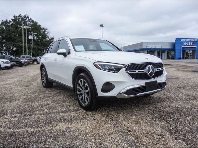 2023 Mercedes-Benz GLC 300