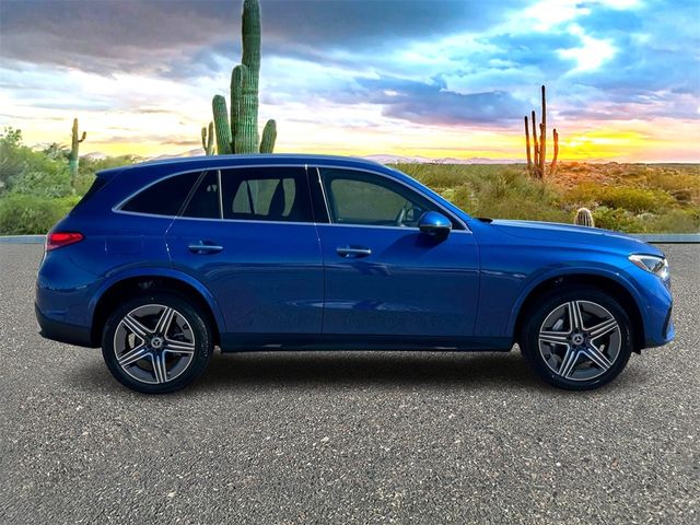 2023 Mercedes-Benz GLC 300