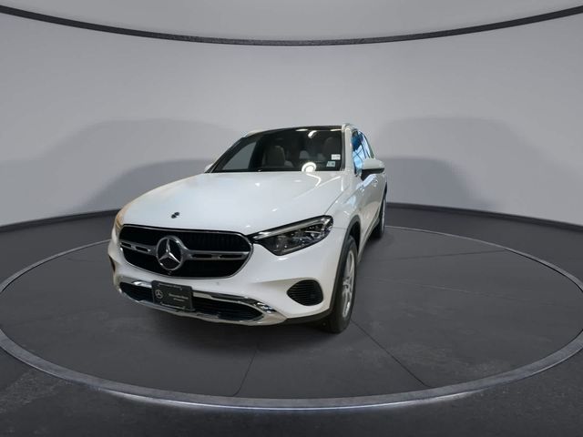 2023 Mercedes-Benz GLC 300