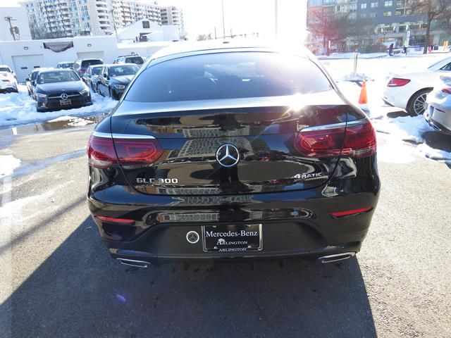 2023 Mercedes-Benz GLC 300