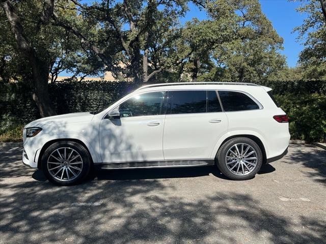 2023 Mercedes-Benz GLS 450