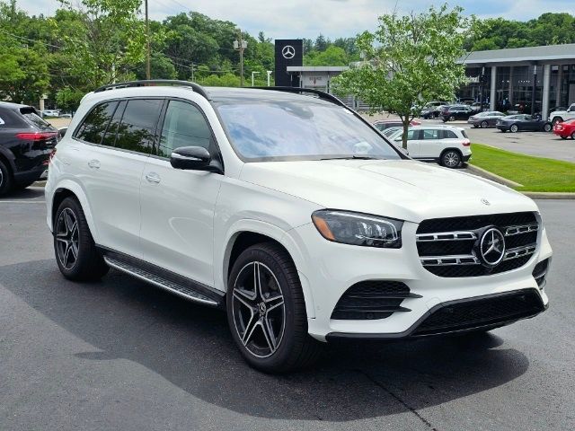 2023 Mercedes-Benz GLS 580