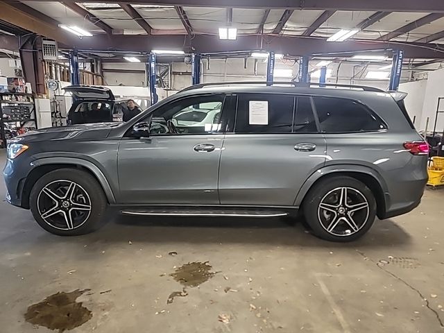 2023 Mercedes-Benz GLS 580