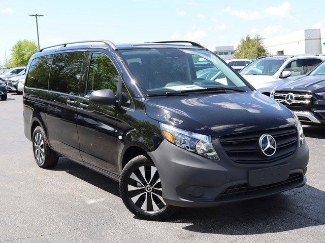 2023 Mercedes-Benz Metris Base