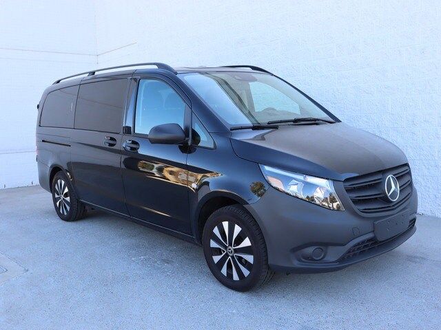 2023 Mercedes-Benz Metris Base