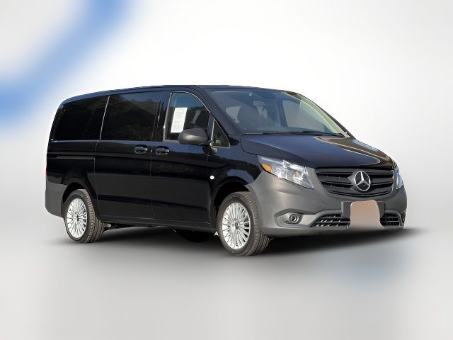 2023 Mercedes-Benz Metris Base