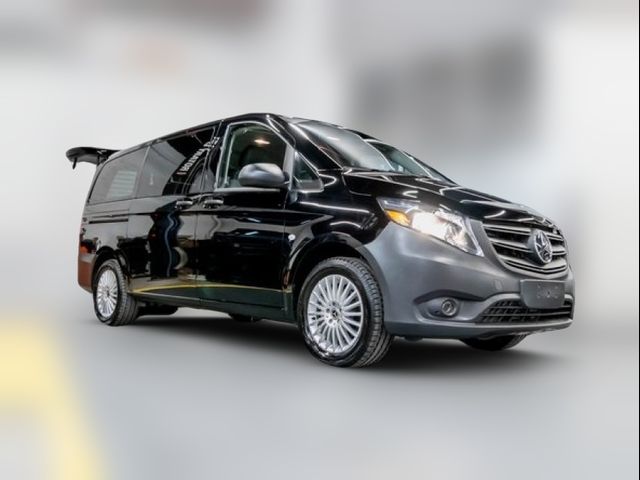 2023 Mercedes-Benz Metris Base