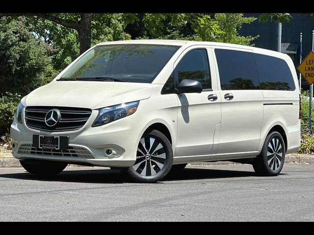 2023 Mercedes-Benz Metris Base