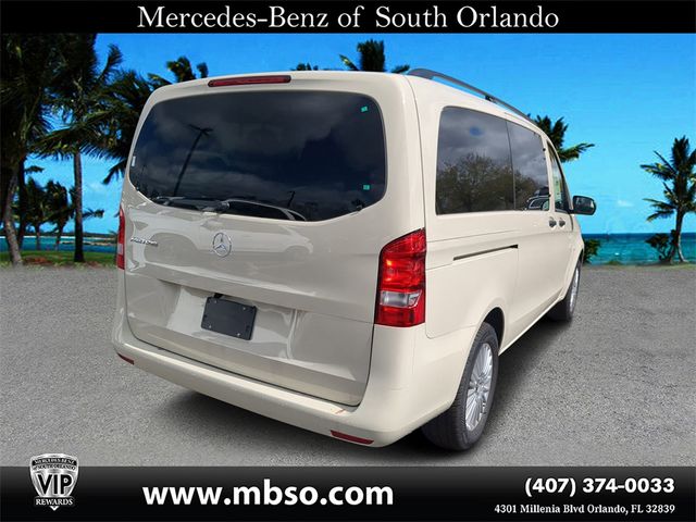 2023 Mercedes-Benz Metris Base