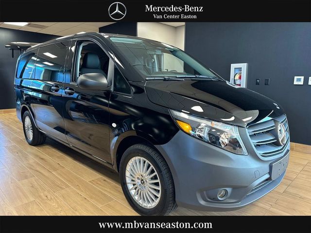 2023 Mercedes-Benz Metris Base