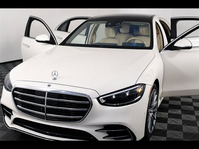 2023 Mercedes-Benz S-Class 580