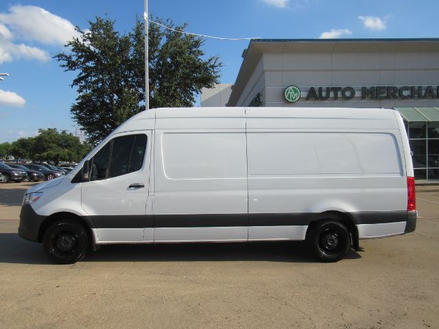 2023 Mercedes-Benz Sprinter Cargo