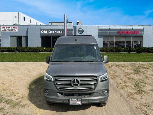 2023 Mercedes-Benz Sprinter Base