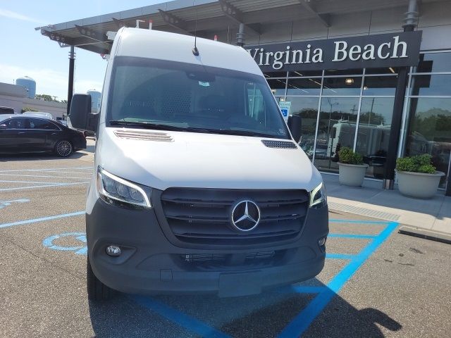 2023 Mercedes-Benz Sprinter Base