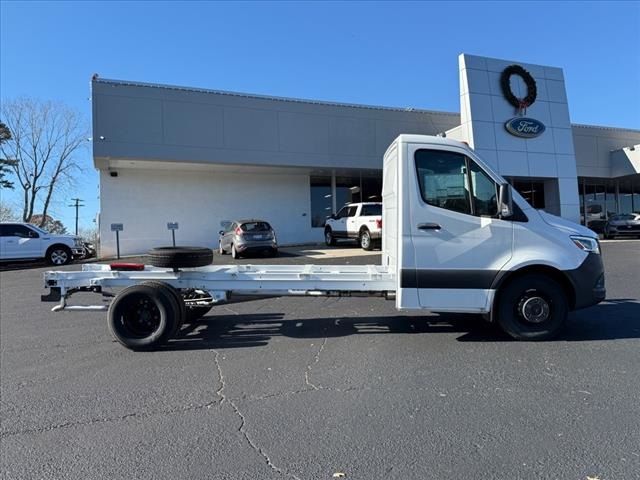 2023 Mercedes-Benz Sprinter Chassis