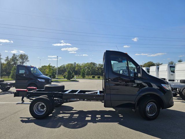 2023 Mercedes-Benz Sprinter Chassis