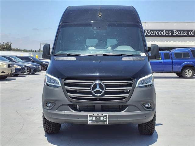 2023 Mercedes-Benz Sprinter Base