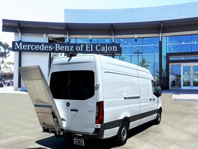 2023 Mercedes-Benz Sprinter Base