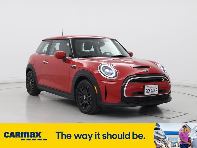 2023 MINI Hardtop 2 Door Cooper SE Signature