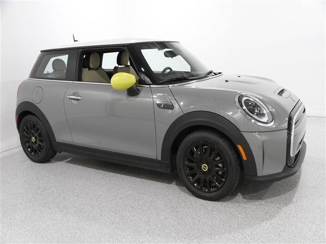 2023 MINI Cooper Hardtop SE