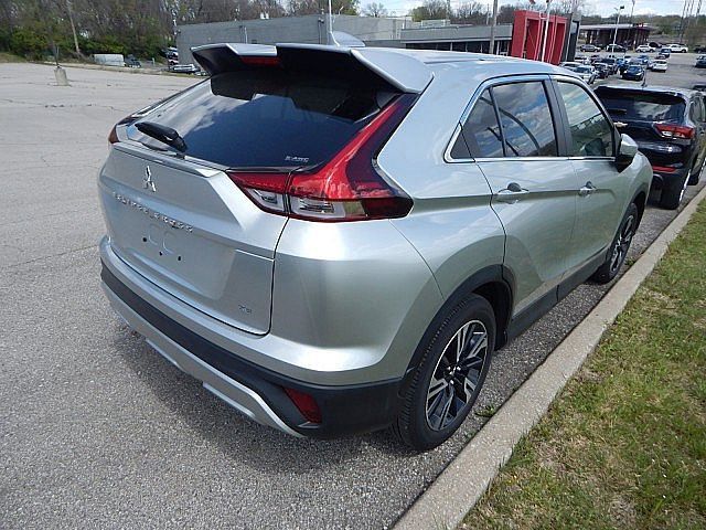 2023 Mitsubishi Eclipse Cross SE