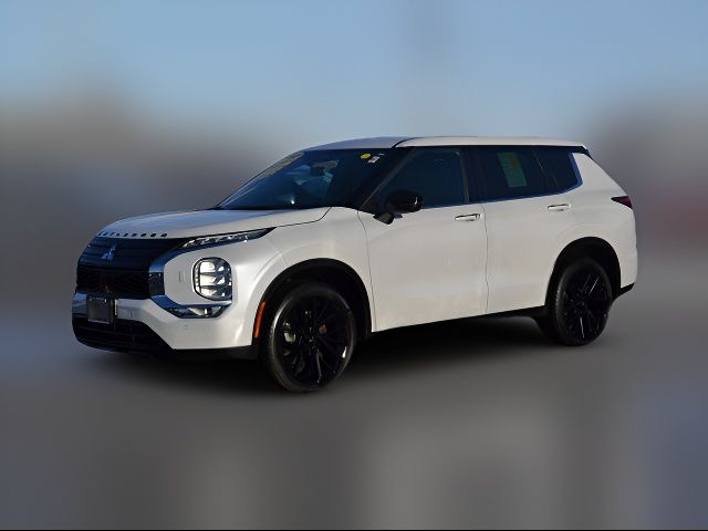 2023 Mitsubishi Outlander SE Black Edition