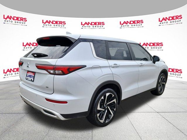 2023 Mitsubishi Outlander SE