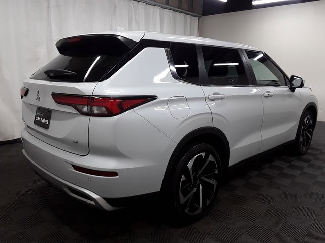 2023 Mitsubishi Outlander 