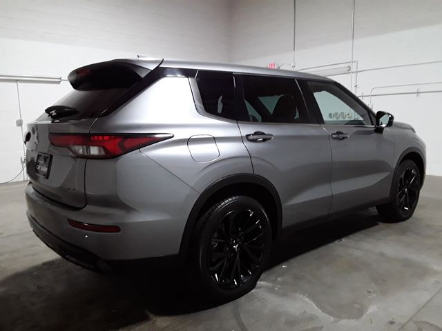 2023 Mitsubishi Outlander 